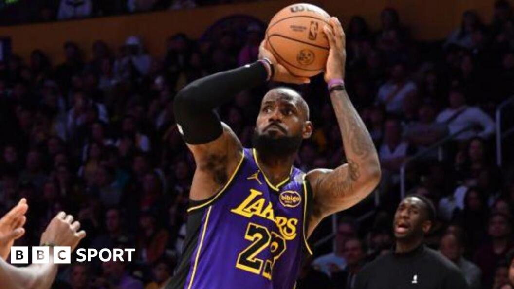 SEPE LeBron James Los Angeles star sets new record in win over